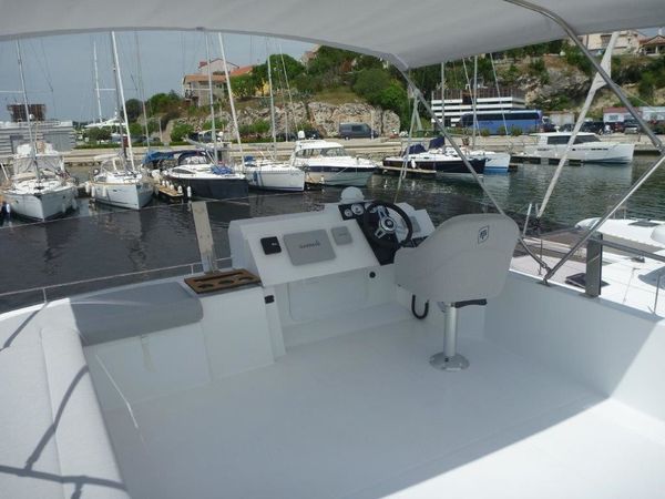 Fountaine Pajot MY 37 | MareTortuga
