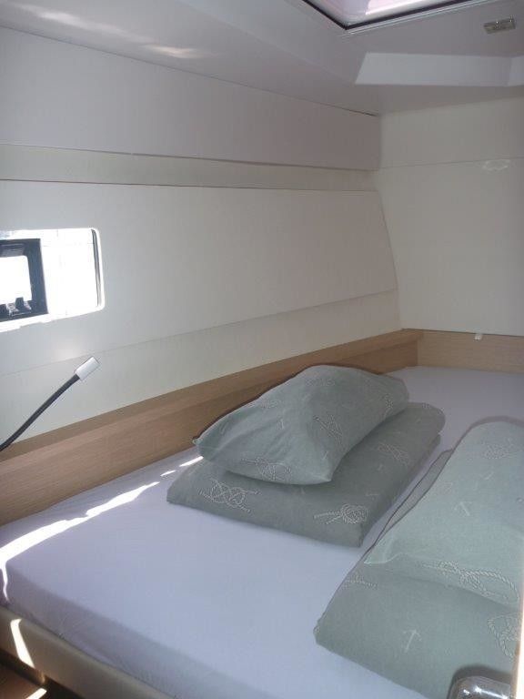 Fountaine Pajot MY 37 | MareTortuga