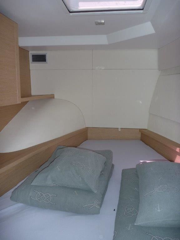Fountaine Pajot MY 37 | MareTortuga