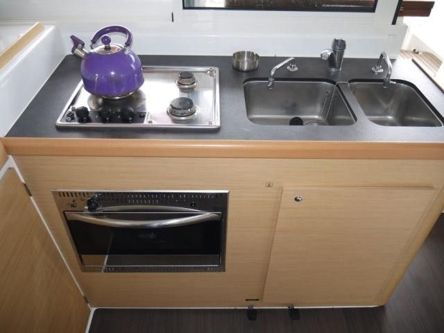 Lagoon 380 S2 | Nefertiti