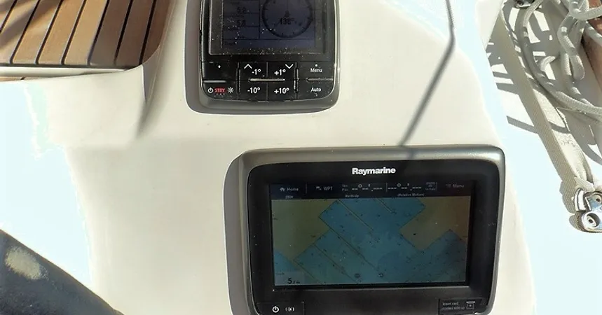 Dufour 382 | Les Troyens6