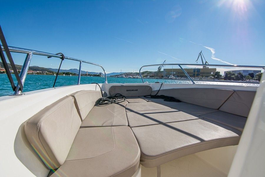 Quicksilver 805 | Open