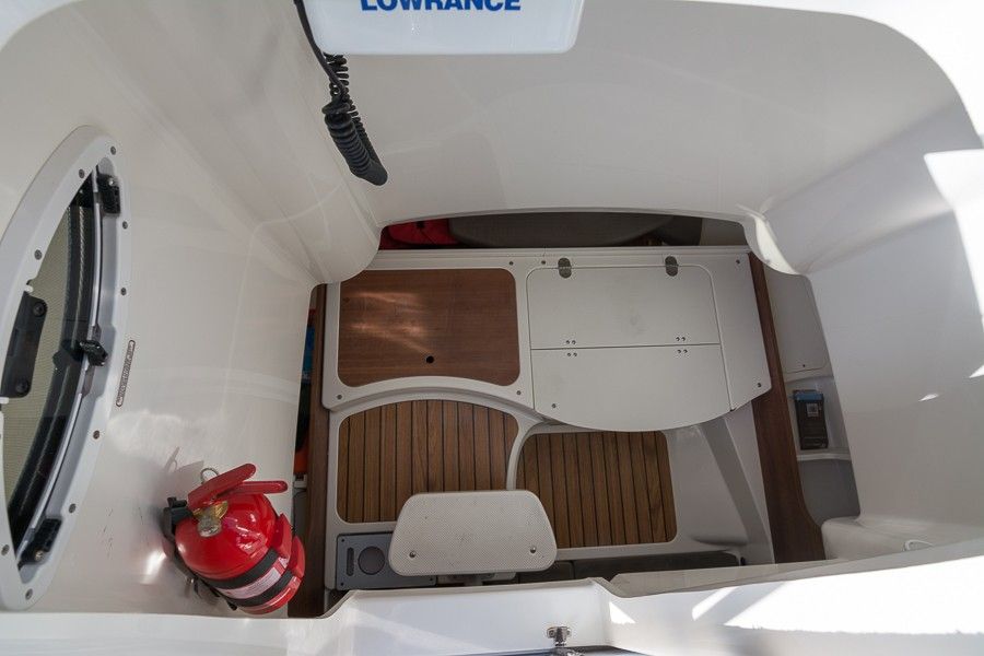 Quicksilver 805 | Open