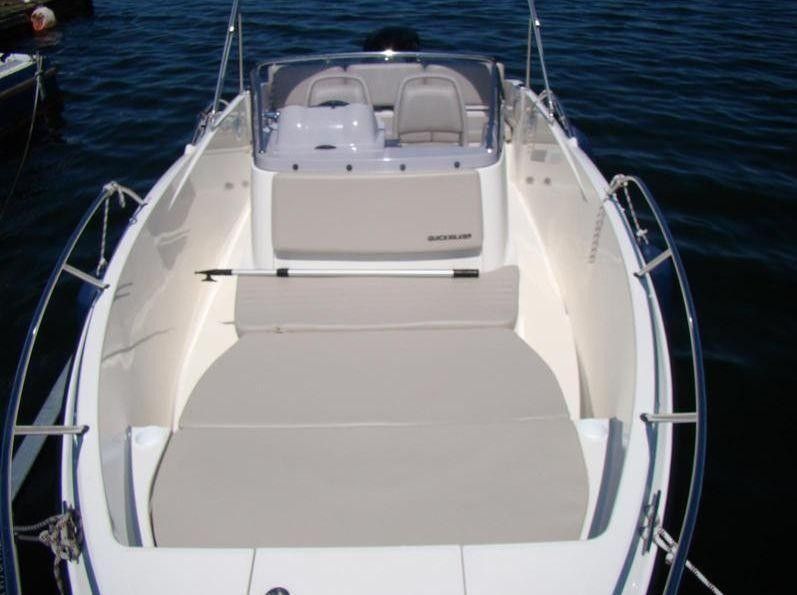 Quicksilver 675 | Open