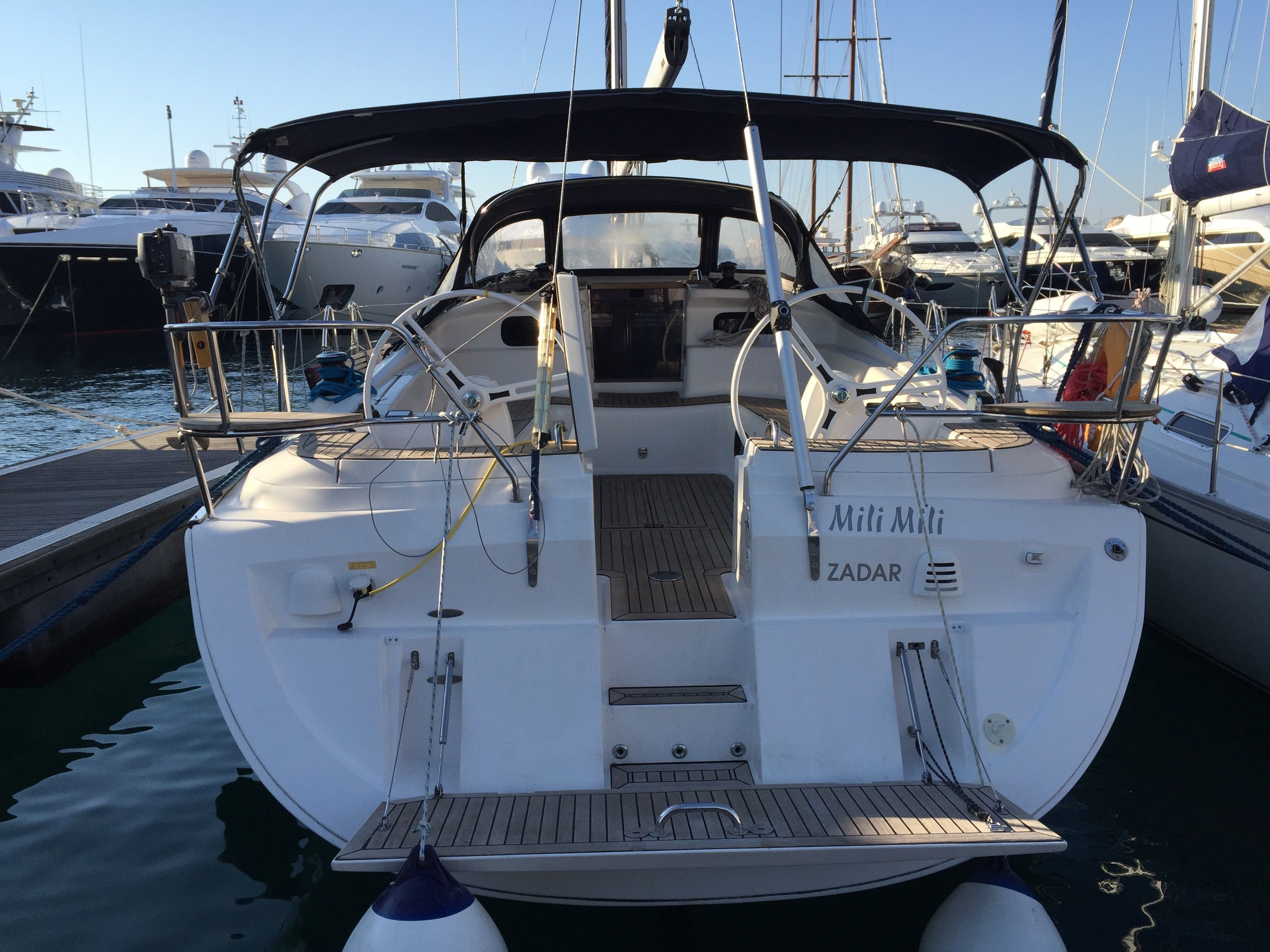 Elan 444 | Mili Mili