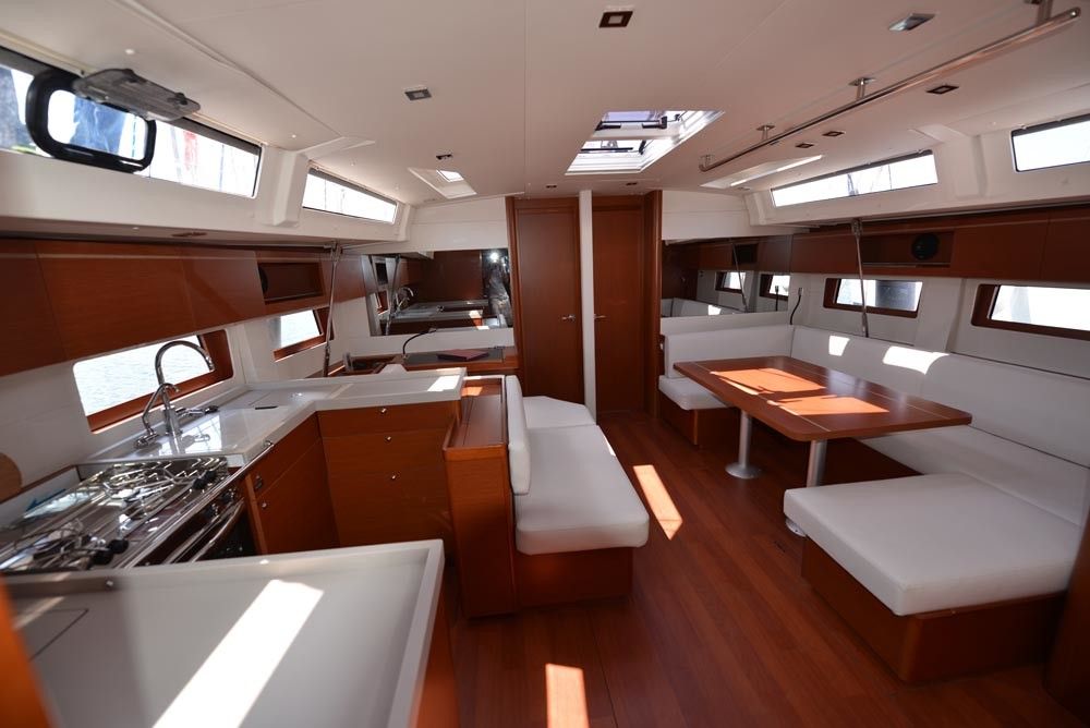 Beneteau Oceanis 51.1 | Mythodea