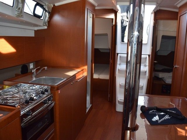 Beneteau Oceanis 38 | Anemos