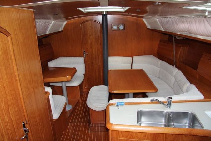 Jeanneau Sun Odyssey 40 | Notos