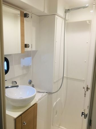 Bali 4.5 | Guernesey