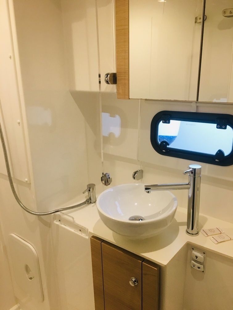 Bali 4.5 | Guernesey