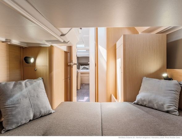 Beneteau Oceanis 35 | Nemo Nefes