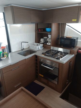 Lagoon 50 | Out of the Blue