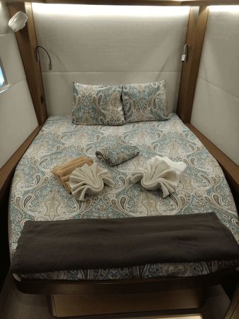 Lagoon 50 | Out of the Blue