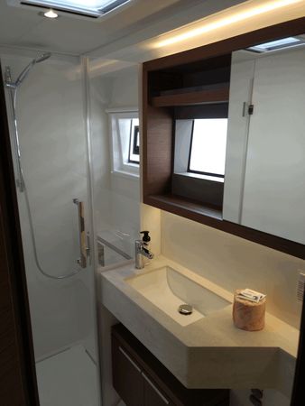 Lagoon 50 | Out of the Blue