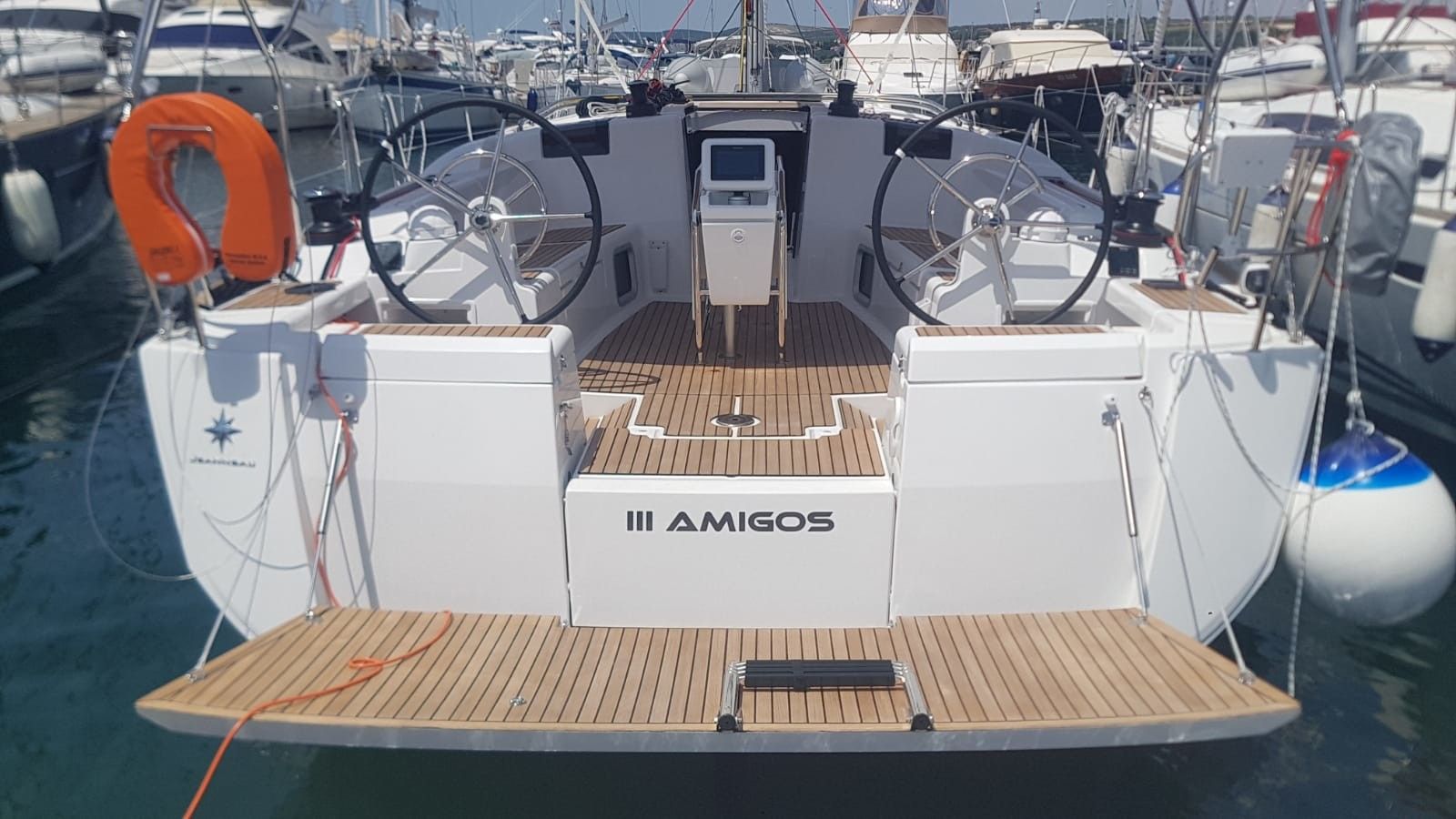 Jeanneau Sun Odyssey 449 | 3 Amigos