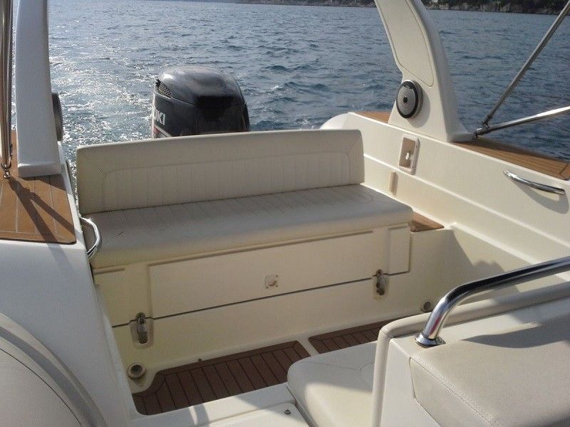 Capelli Tempest 770 | Polaris