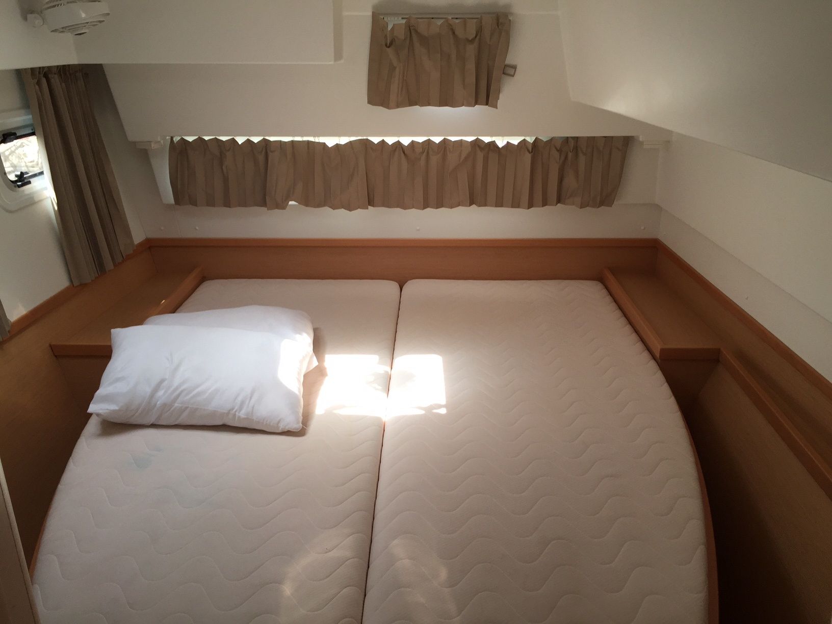 Lagoon 42 | Aeolian Breeze