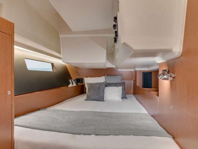 Beneteau Oceanis 41.1 | Friends
