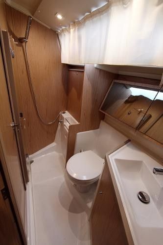 Beneteau Oceanis 41.1 | Friends