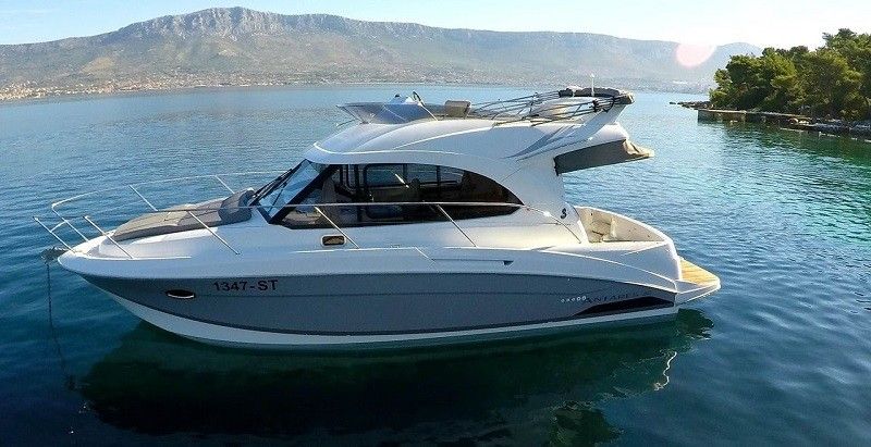 Beneteau Antares 30 | Lumar Seamotion