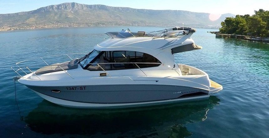 Beneteau Antares 30 | Lumar Seamotion