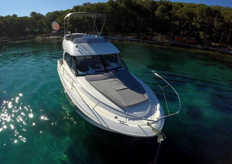 Beneteau Antares 30 | Lumar Seamotion