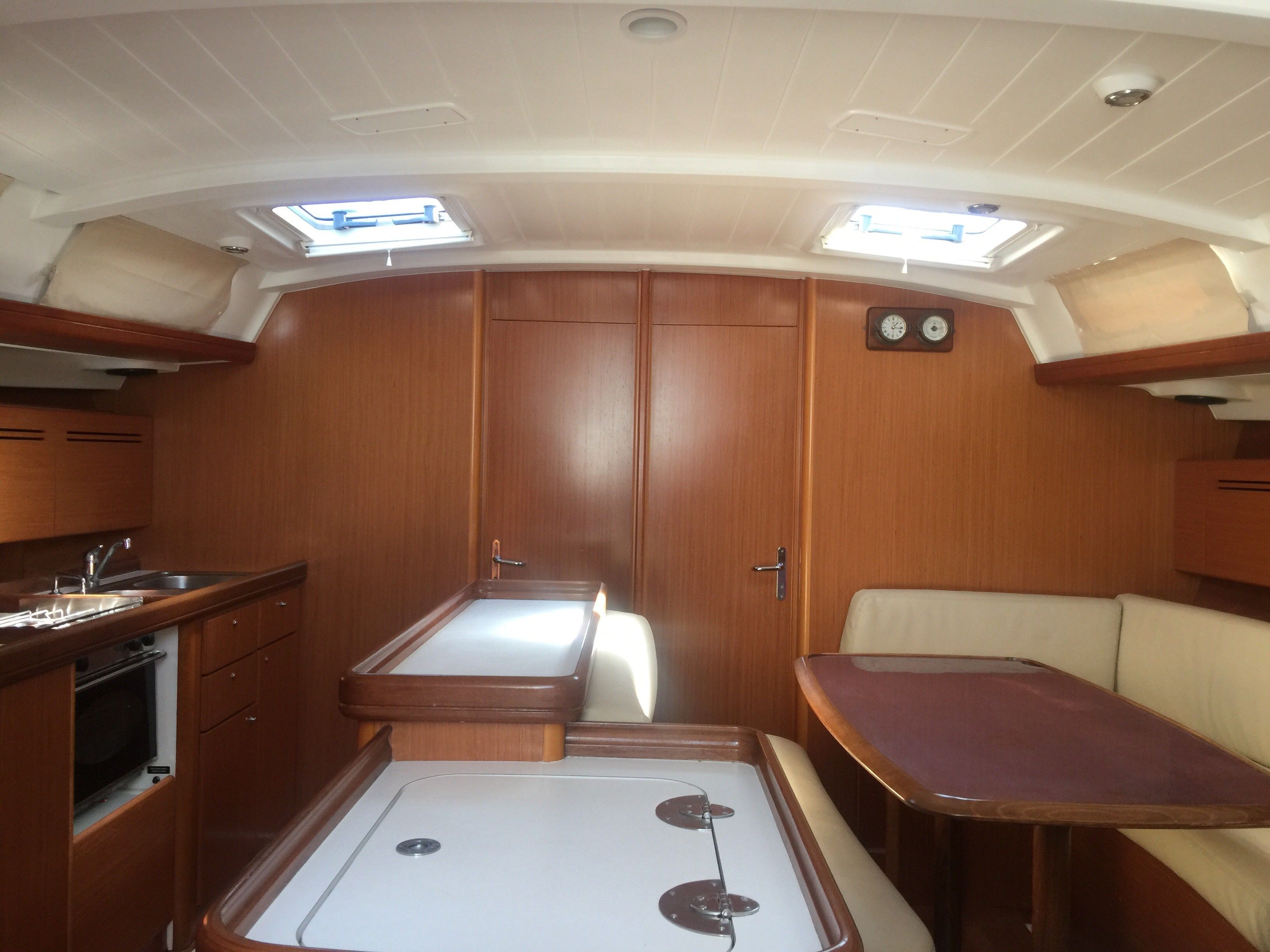 Beneteau Cyclades 50 | Sea Walks