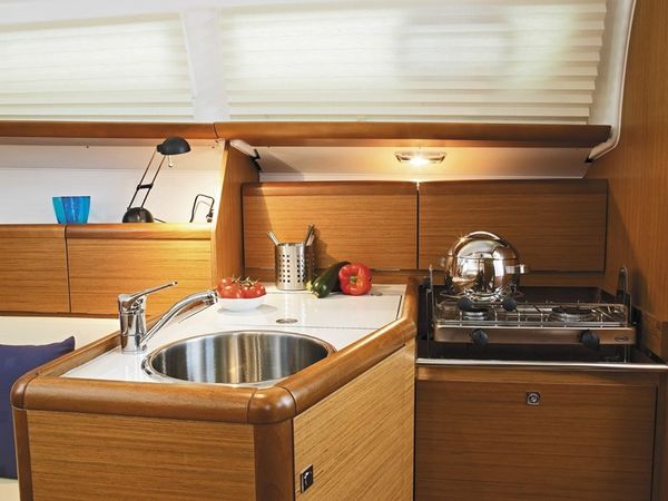 Jeanneau Sun Odyssey 30i | Beagle