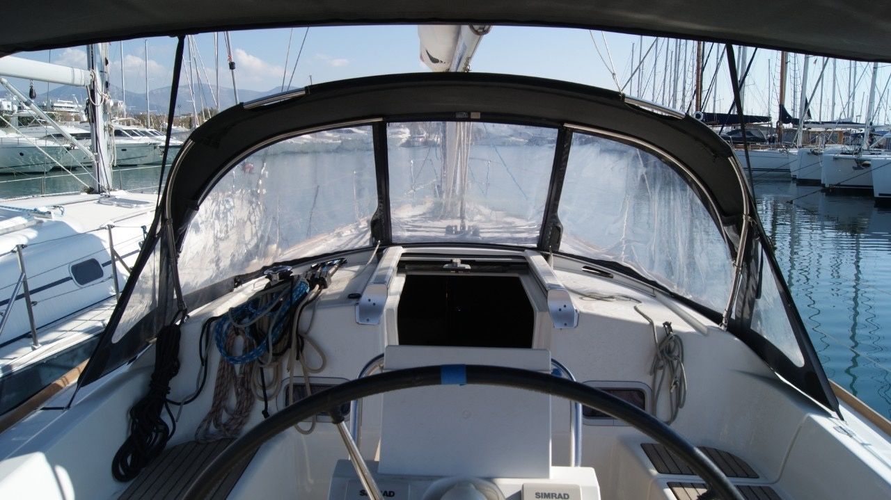 Beneteau Oceanis 37 | Julie
