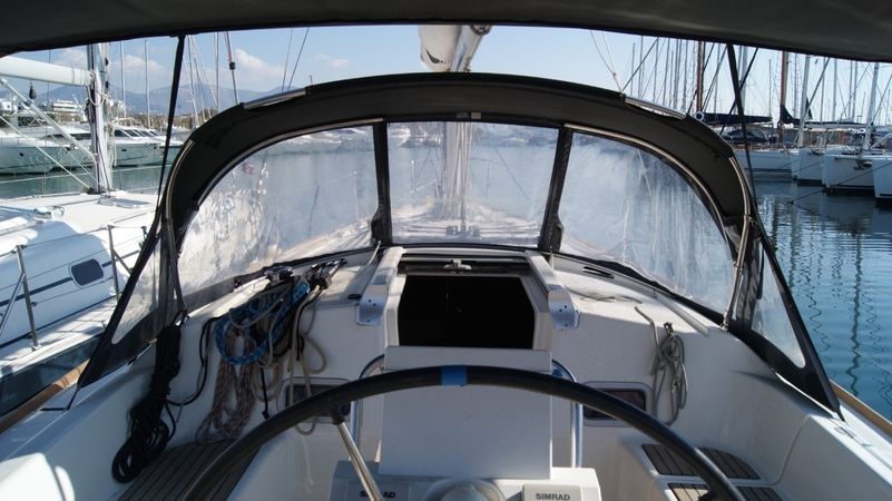 Beneteau Oceanis 37 | Julie