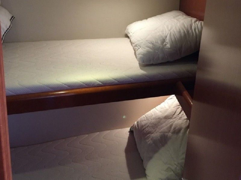 Beneteau Oceanis 43 | Whisper