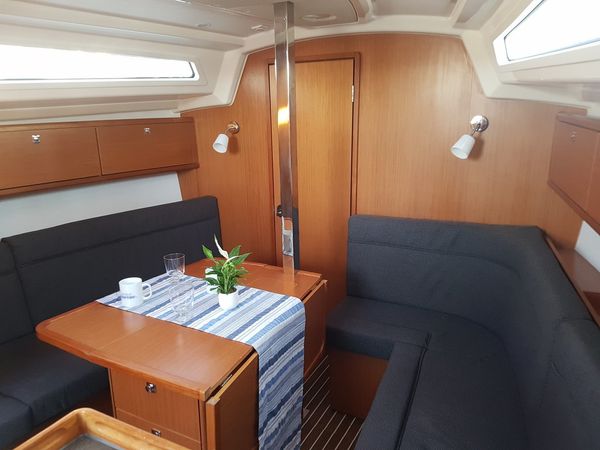 Bavaria Cruiser 34 | Theia