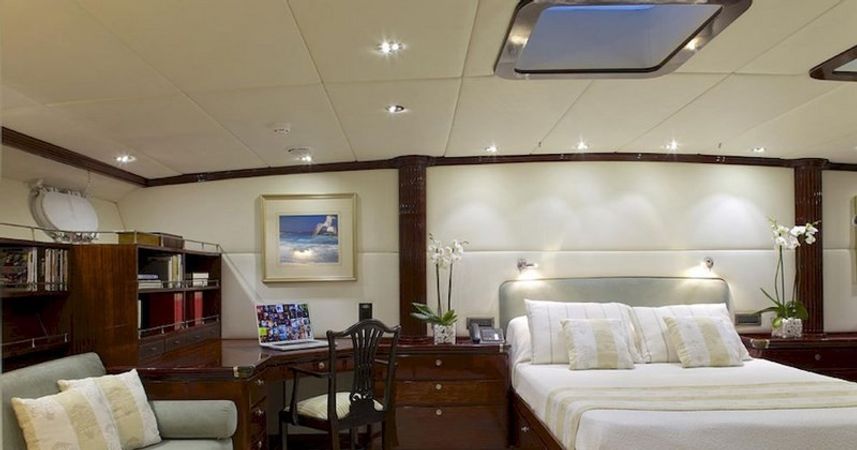 Sterling 113 | Allure