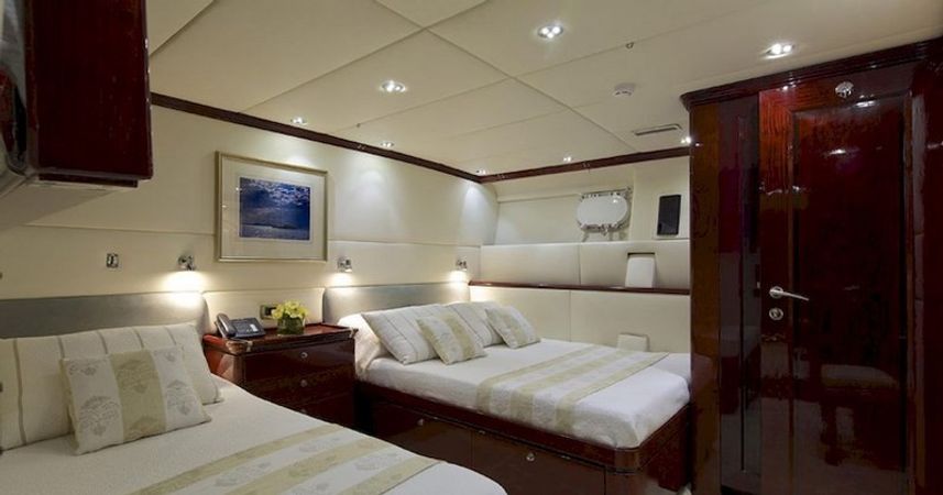 Sterling 113 | Allure