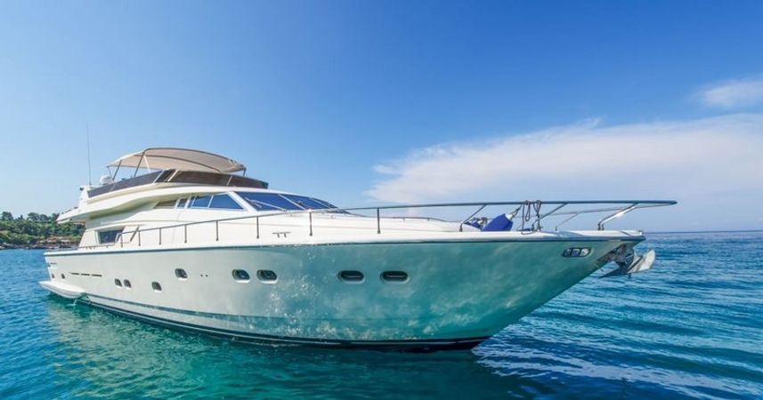 Ferretti 75 | Vento