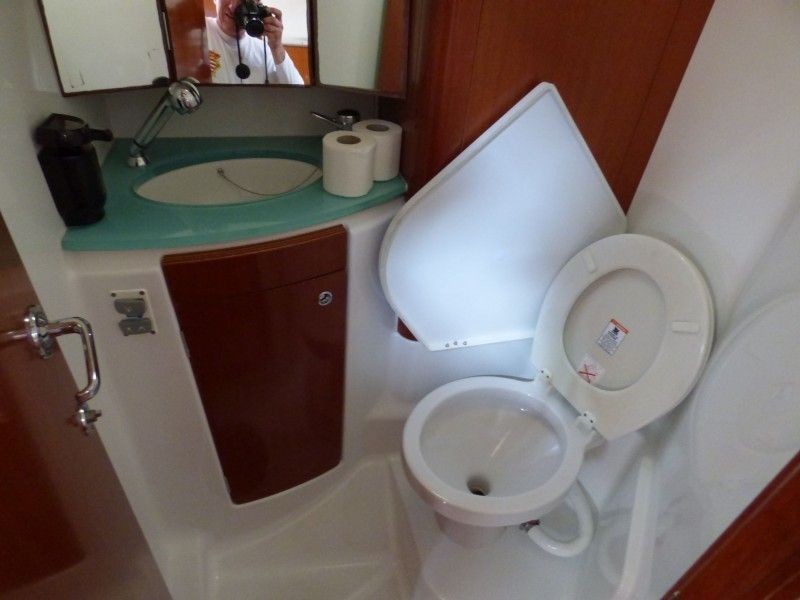 Beneteau Oceanis 523 | Nick Carter