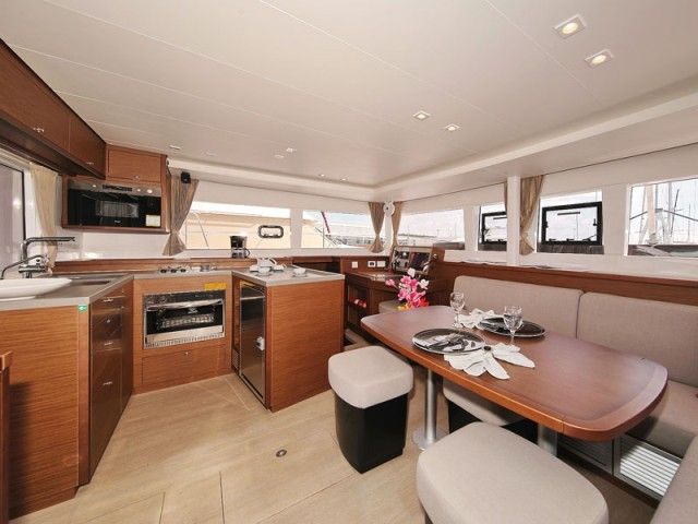 Lagoon 450 F | Paradise