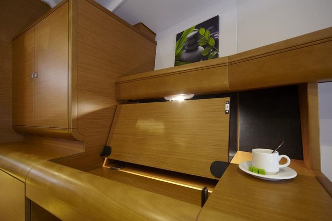 Jeanneau Sun Odyssey 449 | Vezad