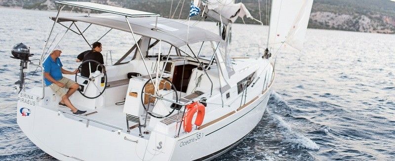 Beneteau Oceanis 38 | Sirina