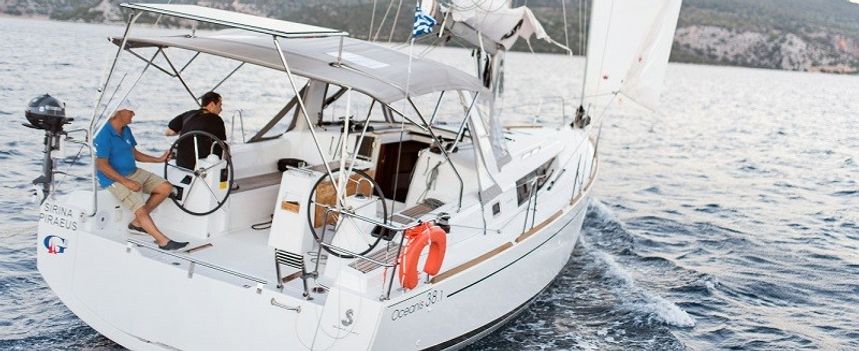 Beneteau Oceanis 38 | Sirina