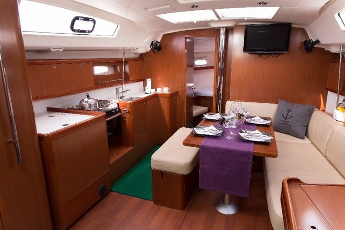 Beneteau Oceanis 43 | Tiamo