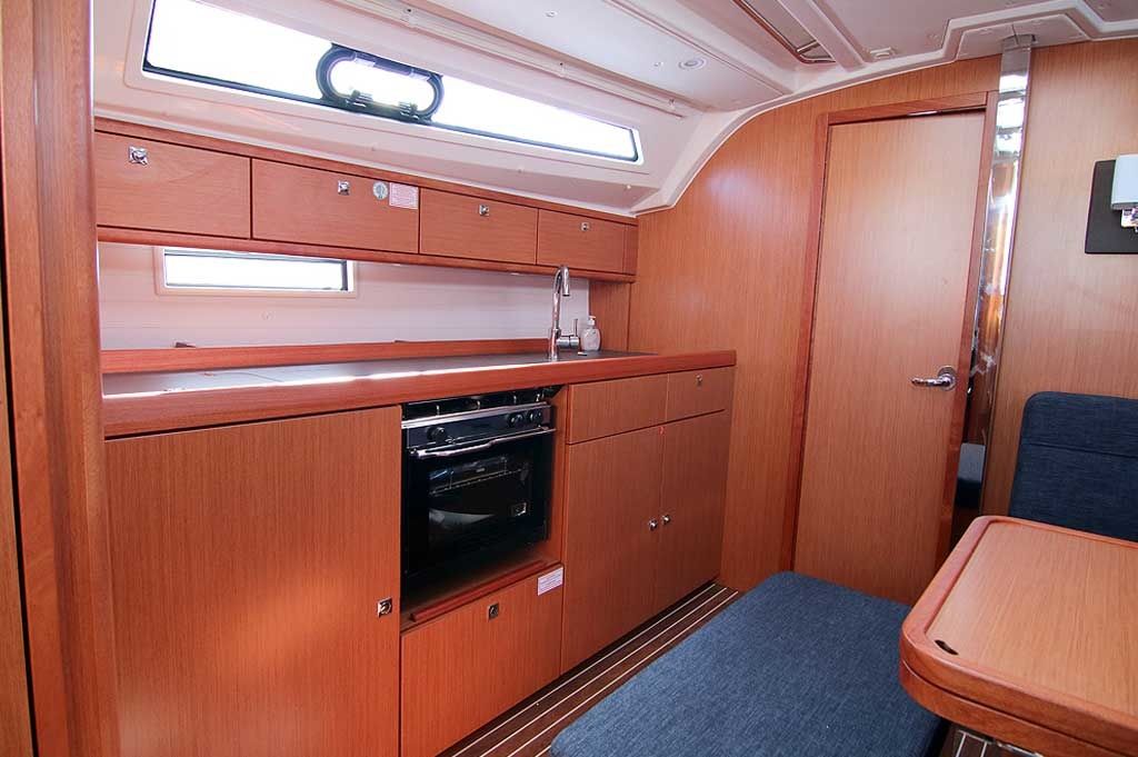 Bavaria Cruiser 41 | Optasia
