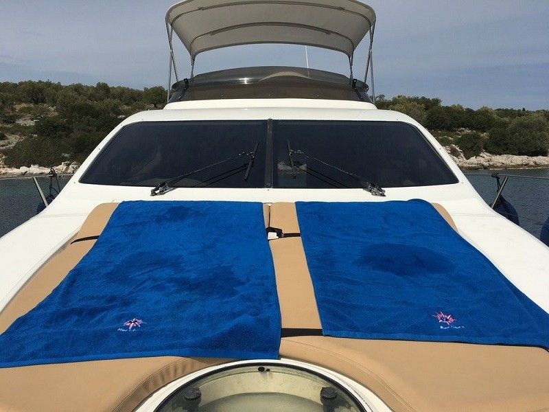 Azimut 46 | Alma Libre 2