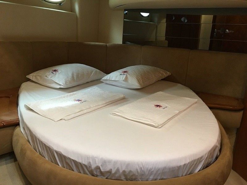 Azimut 46 | Alma Libre 2