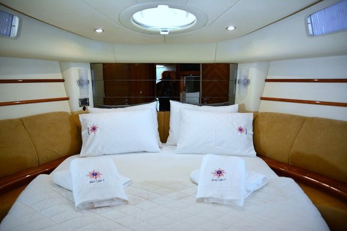 Azimut 46 | Alma Libre 2