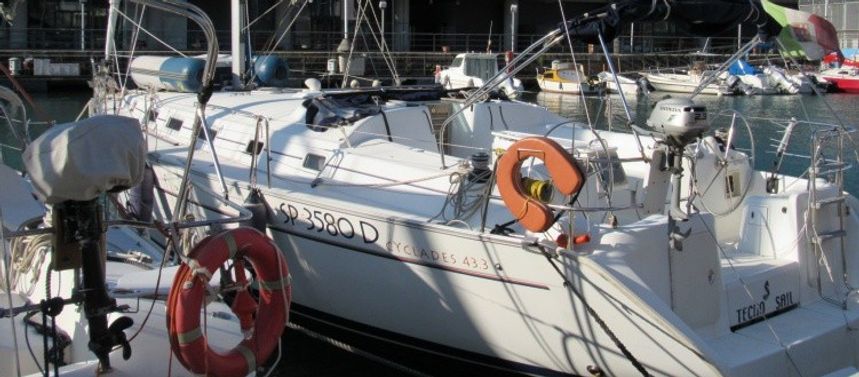 Beneteau Cyclades 43.3 | Tecno Sail