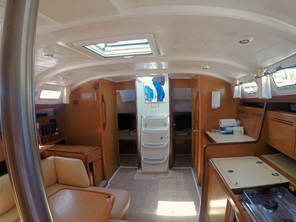 Beneteau Cyclades 43.4 | Grace of Rockfleet