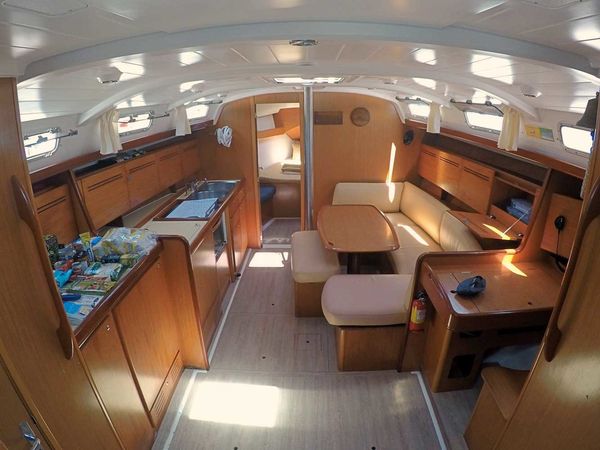 Beneteau Cyclades 43.4 | Grace of Rockfleet