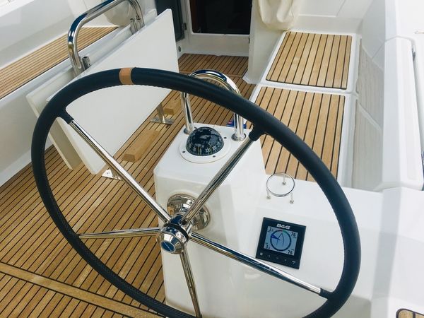 Beneteau Oceanis 38 | Ariele