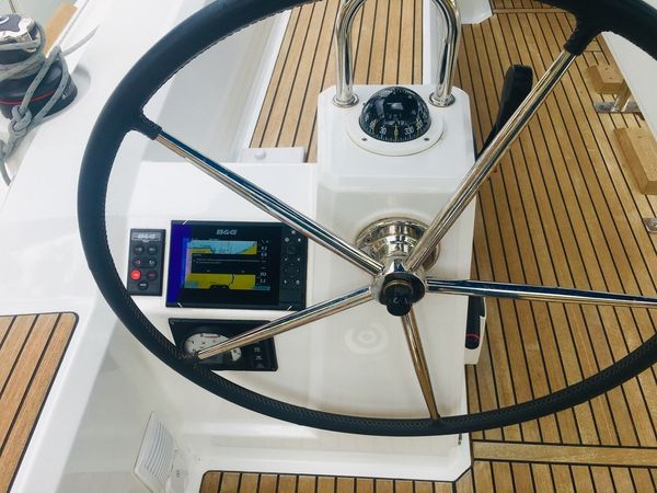 Beneteau Oceanis 38 | Ariele